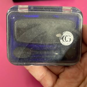 COVER GIRL EYESHADOW